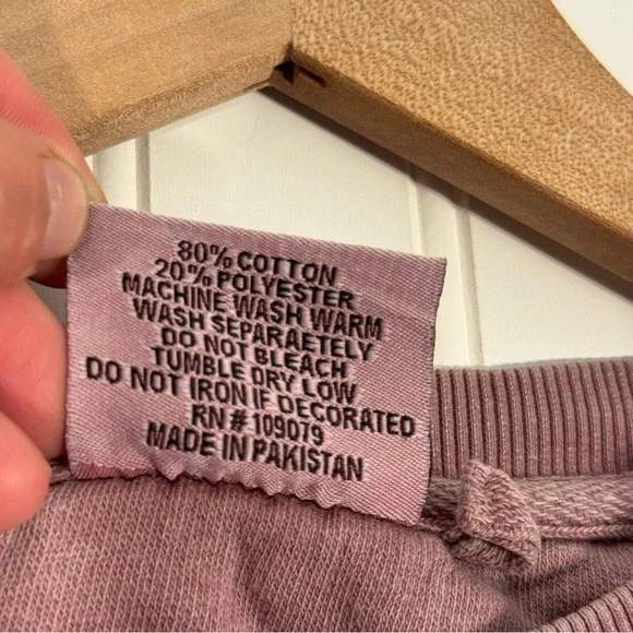 Panama City Beach Women’s Pink Crewneck Sweater Size Small - Picture 6 of 10